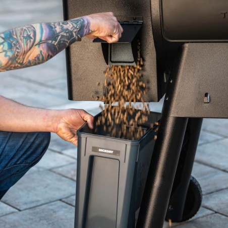 TRAEGER contenitore per pellet a chiusura ermetica - grillerchef.it